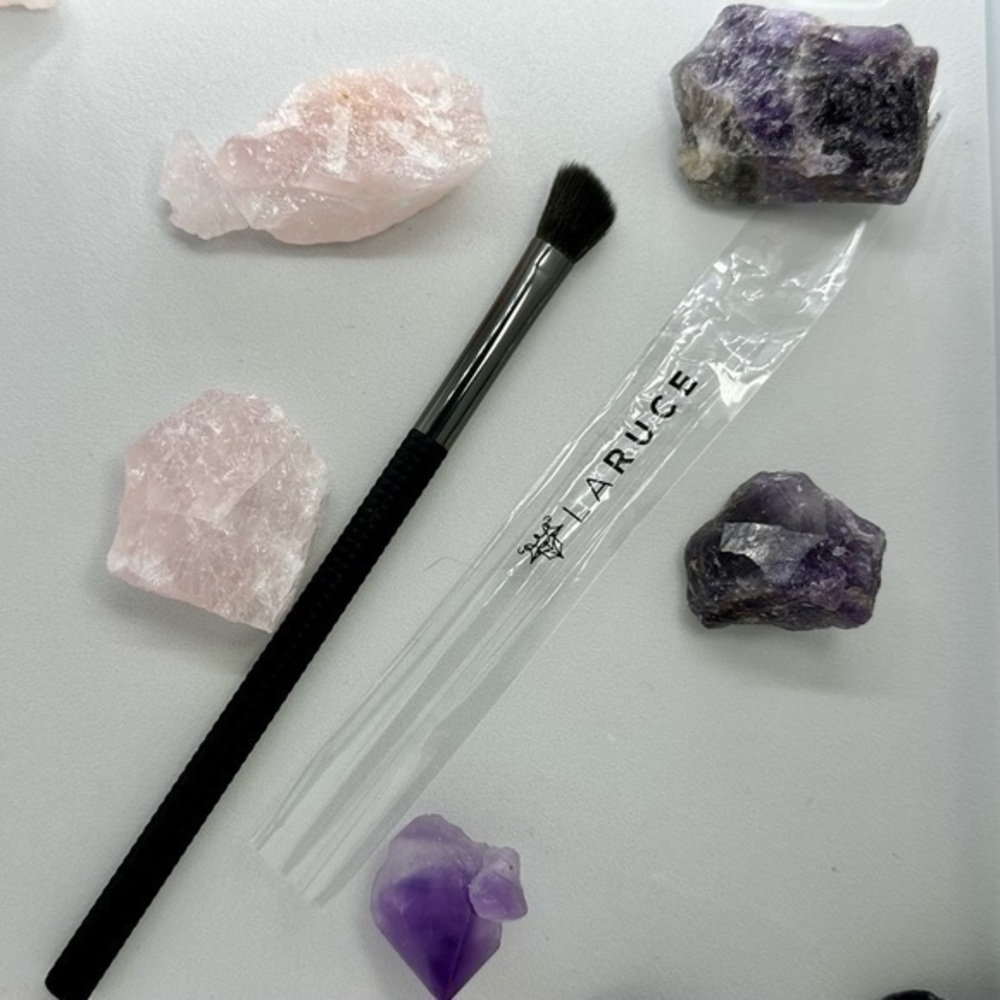 🆕 La Ruce Tapered Eyeshadow Blending Brush